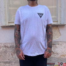 Carica l&#39;immagine nel visualizzatore di Gallery, T-Shirt Potente &quot;Vinilo&quot;
